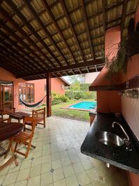 Casa en urbanización cerrada en Playa Baleia CA0109
