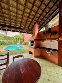Casa en urbanización cerrada en Playa Baleia CA0109
