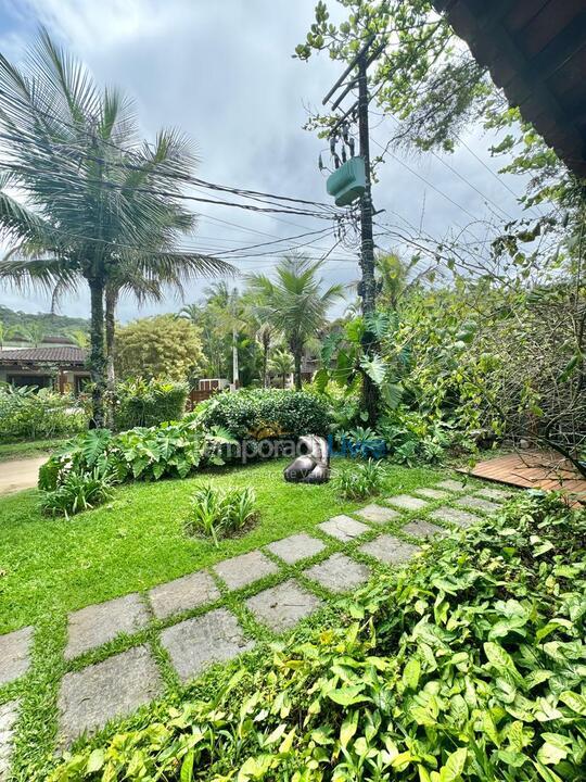 Casa para aluguel de temporada em São Sebastião (Praia da Baleia)