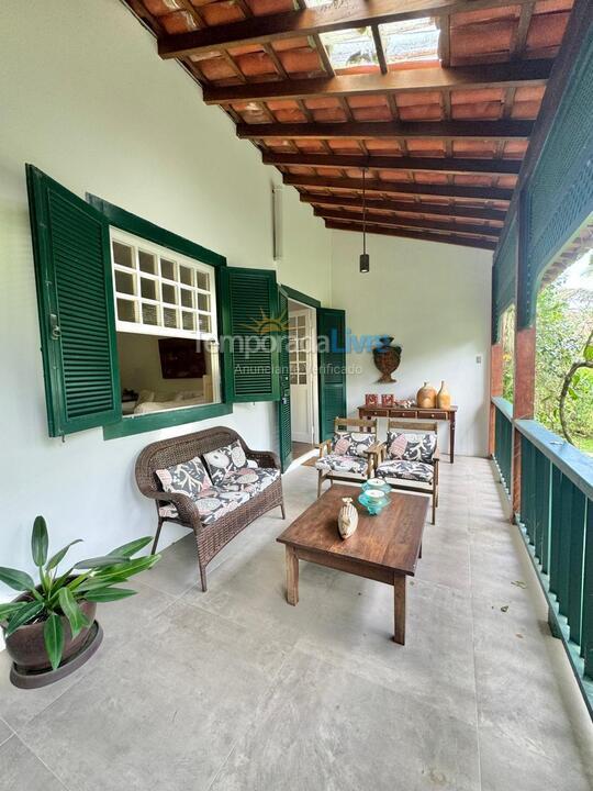 Casa para aluguel de temporada em São Sebastião (Praia da Baleia)