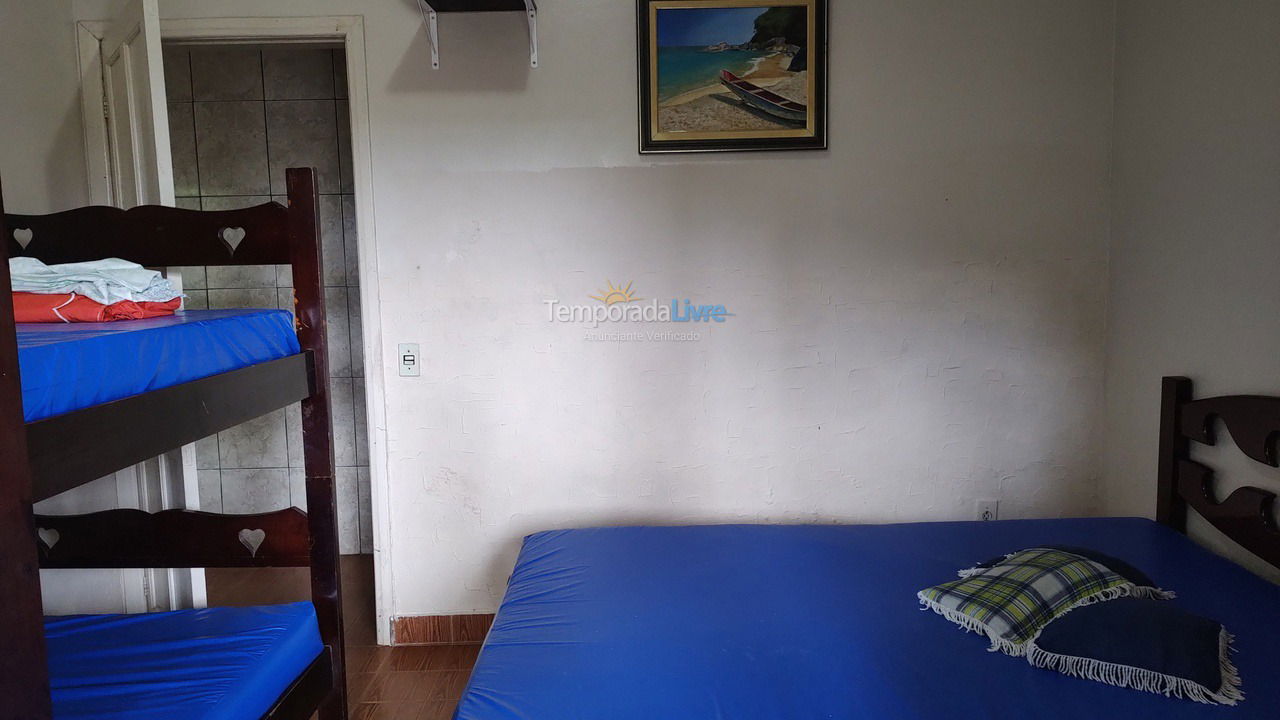 Casa para aluguel de temporada em Ubatuba (Praia do Lázaro)