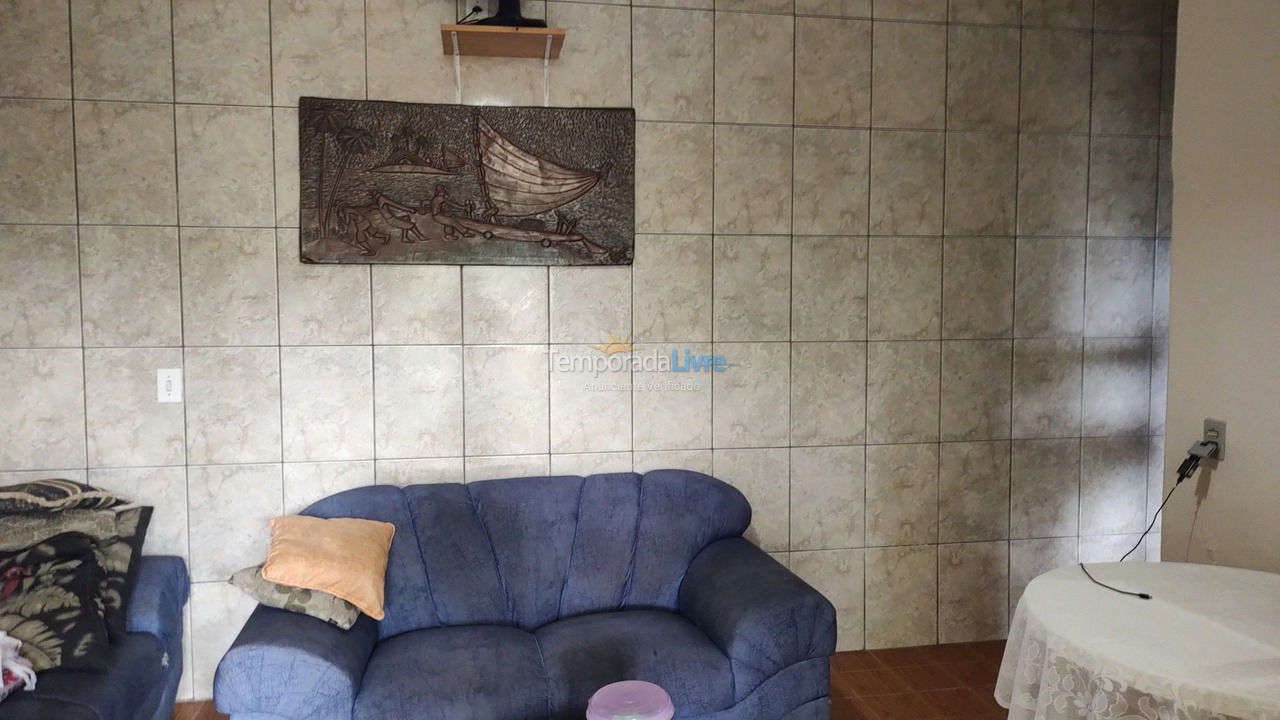 Casa para aluguel de temporada em Ubatuba (Praia do Lázaro)