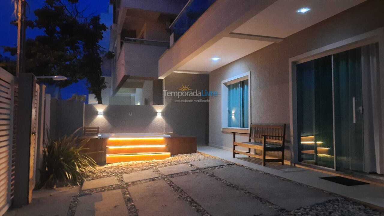 Casa para aluguel de temporada em Bombinhas (Canto Grande)