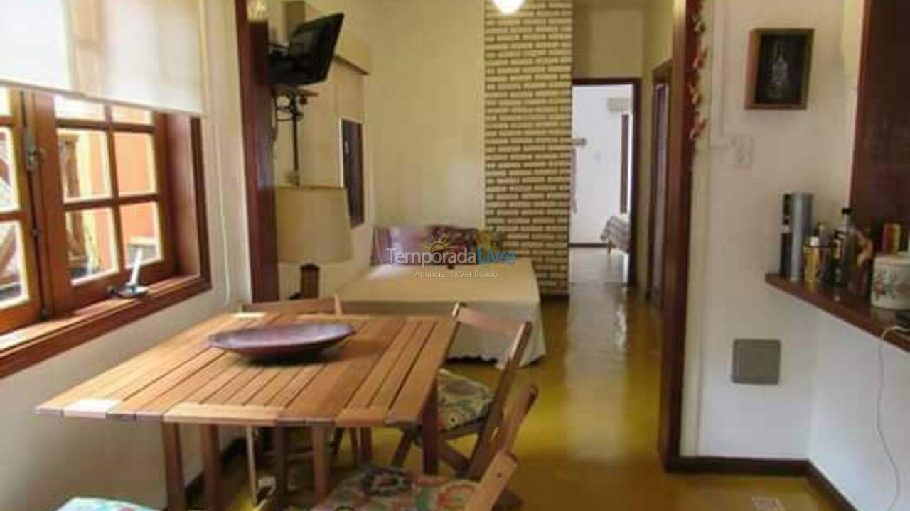 Casa para aluguel de temporada em Ilhabela (Reino)