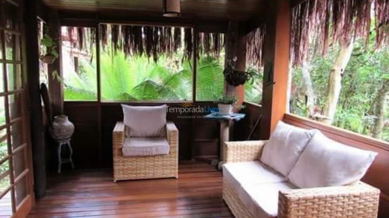 Casa para aluguel de temporada em Ilhabela (Reino)
