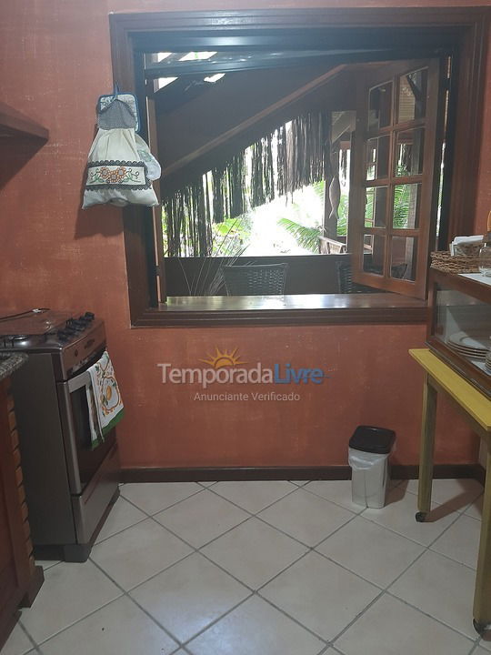 Casa para aluguel de temporada em Ilhabela (Reino)