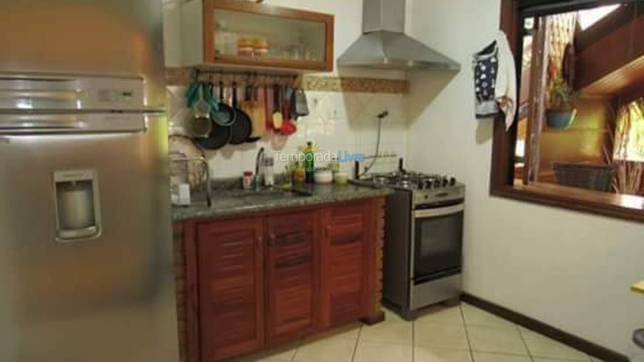 Casa para aluguel de temporada em Ilhabela (Reino)