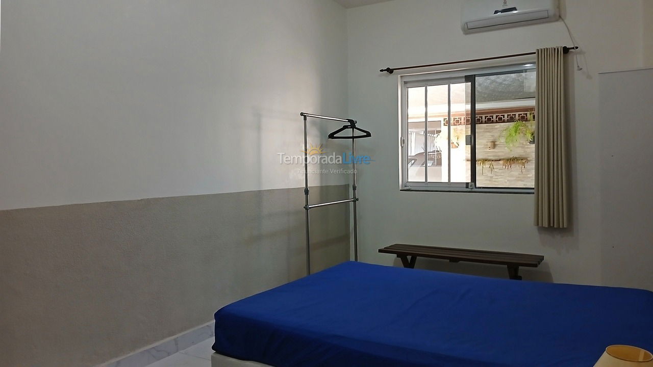Casa para alquiler de vacaciones em Ubatuba (Enseada)