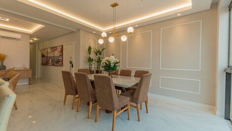 3 bedroom apartment, 2 demi-suites with swimming pool