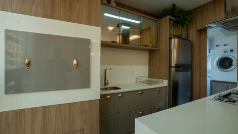 3 bedroom apartment, 2 demi-suites with swimming pool