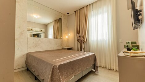 3 bedroom apartment, 2 demi-suites with swimming pool
