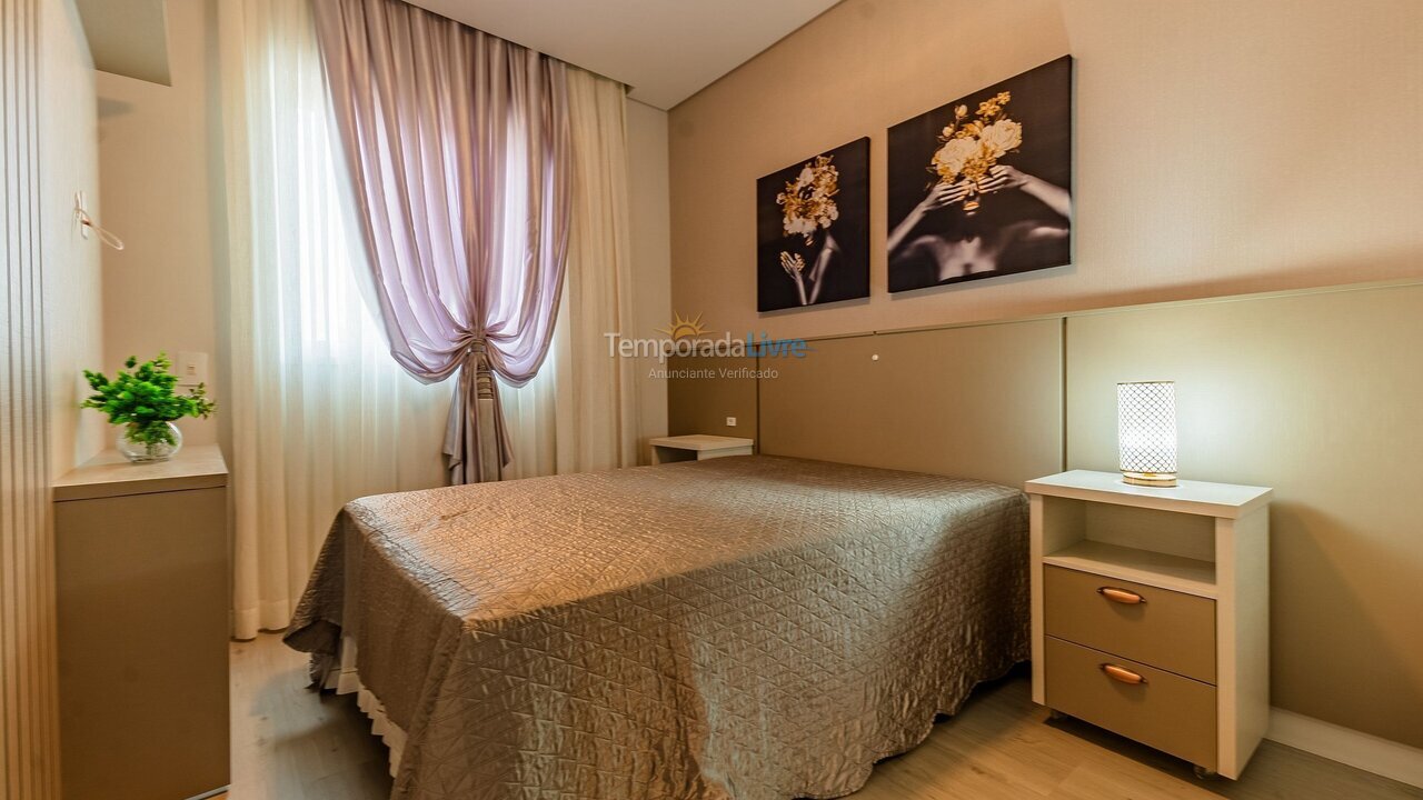 Apartment for vacation rental in Bombinhas (Praia de Bombas)