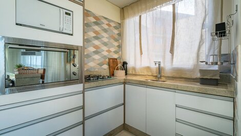 Casa com 4 suítes sendo vista mar