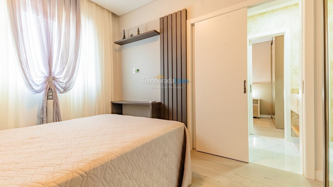 Apartment for vacation rental in Bombinhas (Praia de Bombas)