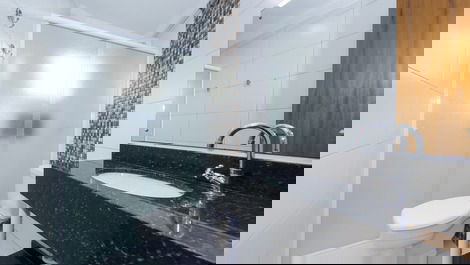 APARTAMENTO 2 DORMITÓRIOS A 180MTS DA PRAIA DO MARISCAL/CANTO GRANDE