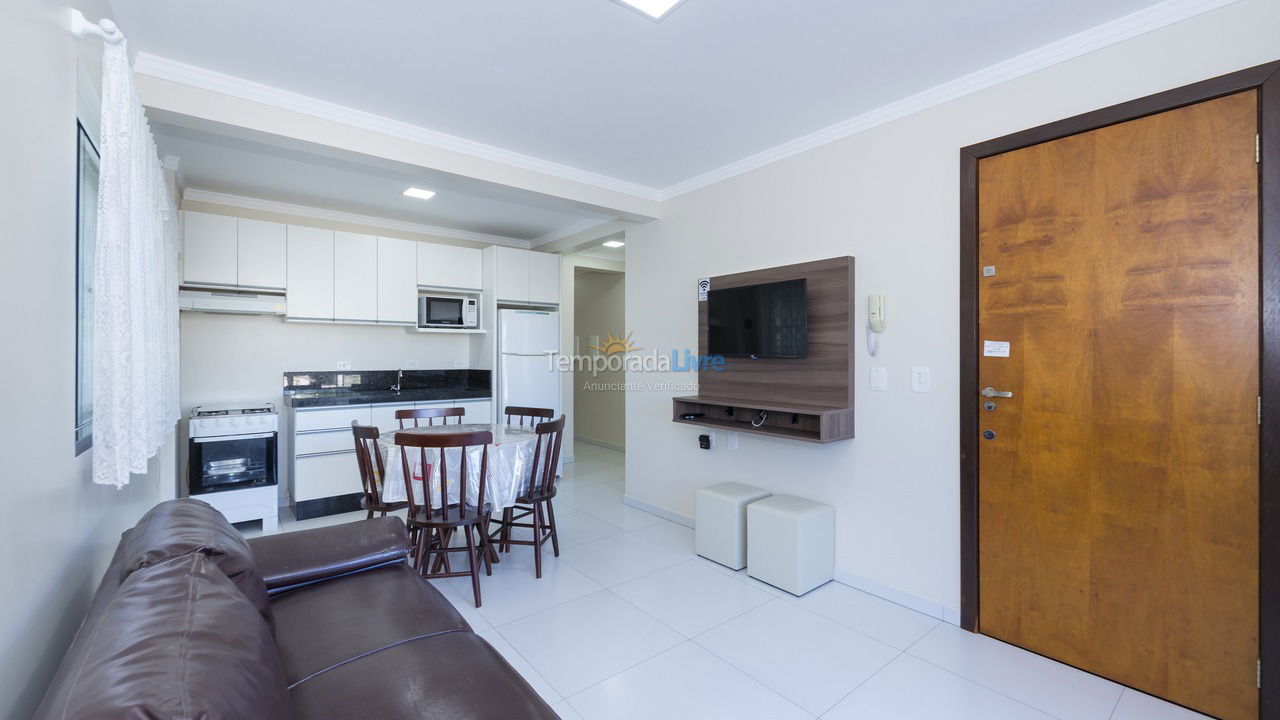 Apartamento para aluguel de temporada em Bombinhas (Canto Grande)