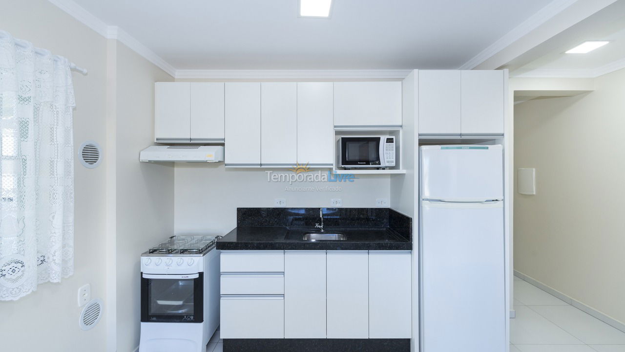 Apartamento para aluguel de temporada em Bombinhas (Canto Grande)