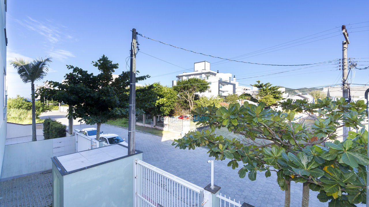 Apartamento para aluguel de temporada em Bombinhas (Canto Grande)