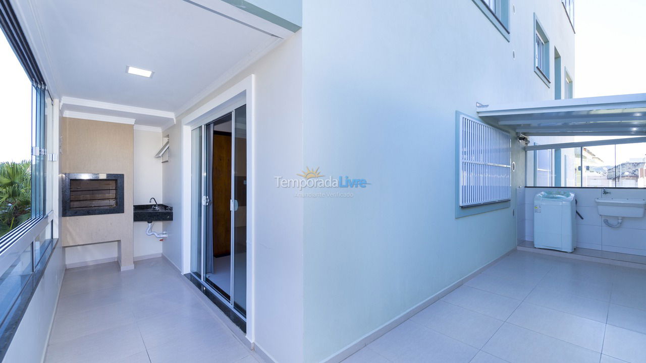 Apartamento para aluguel de temporada em Bombinhas (Canto Grande)
