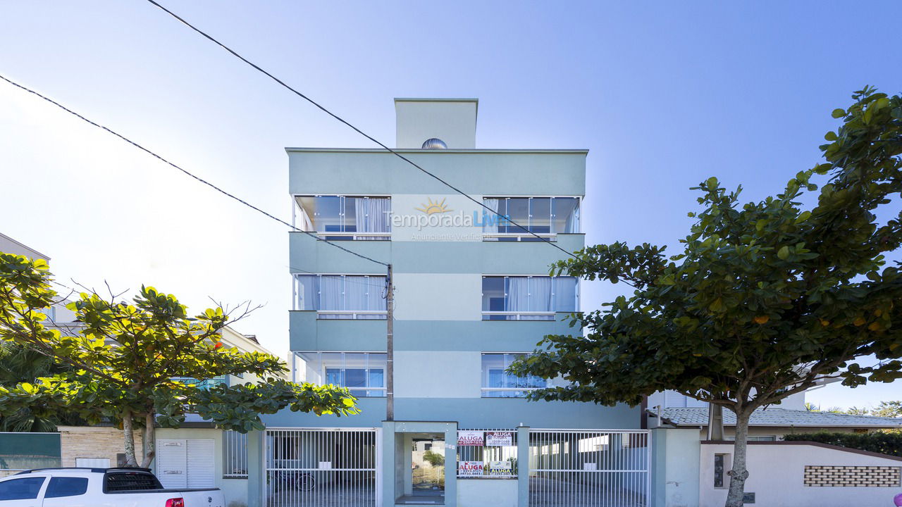 Apartamento para aluguel de temporada em Bombinhas (Canto Grande)