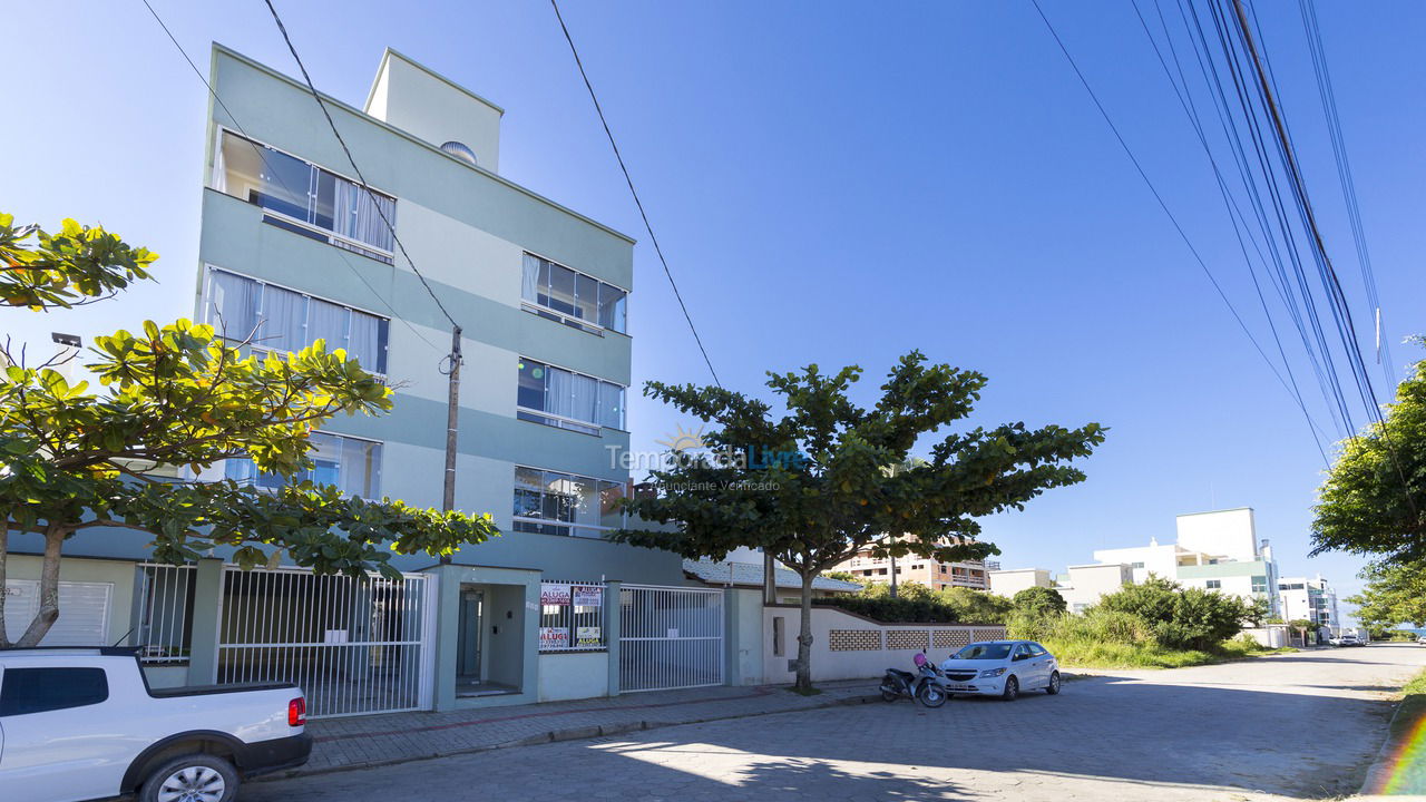 Apartamento para aluguel de temporada em Bombinhas (Canto Grande)