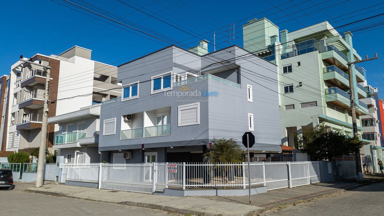 Apartamento para aluguel de temporada em Bombinhas (Mariscal)