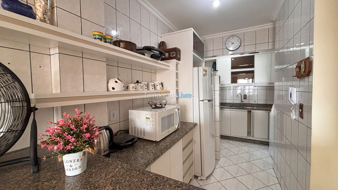Apartamento para alquiler de vacaciones em Bombinhas (Praia de Bombas)