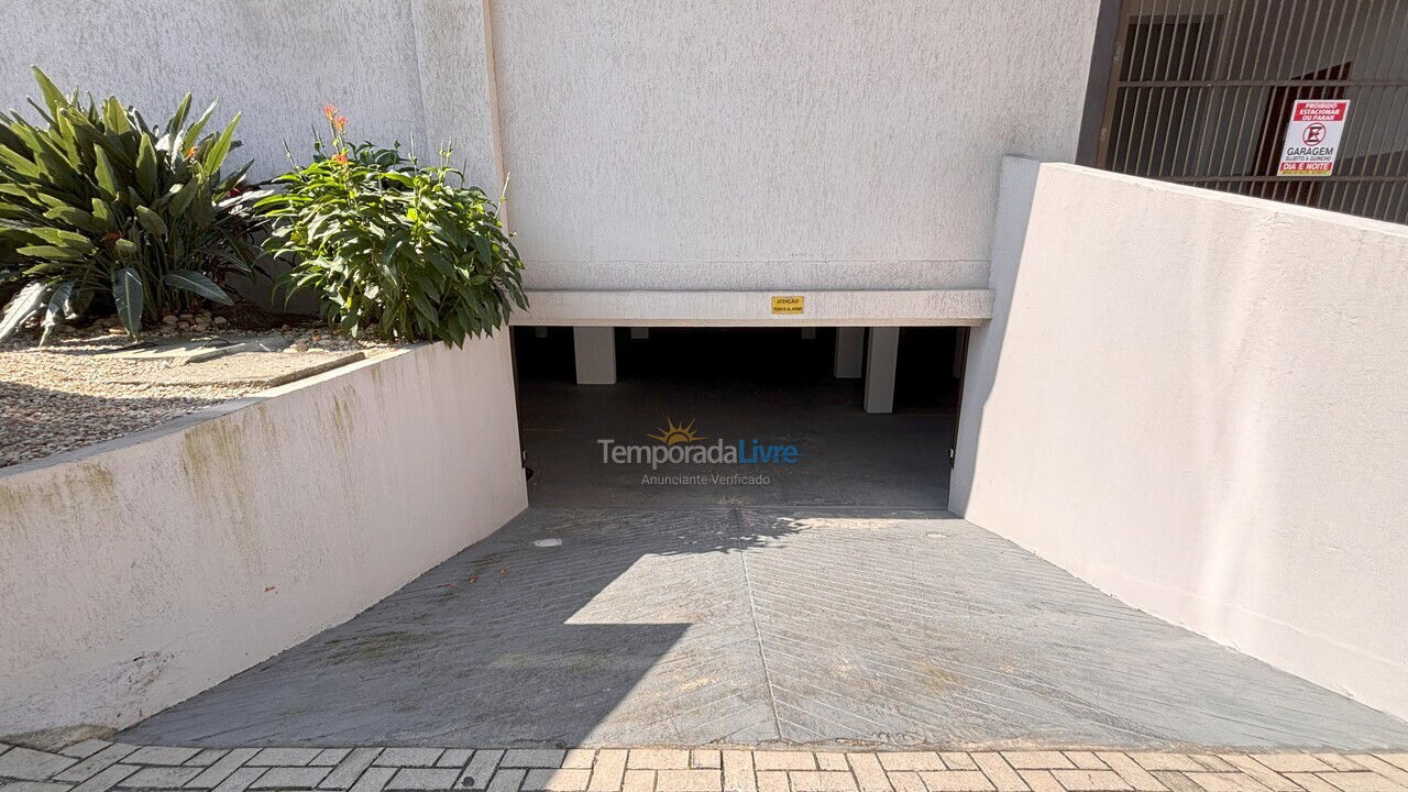 Apartamento para alquiler de vacaciones em Bombinhas (Praia de Bombas)