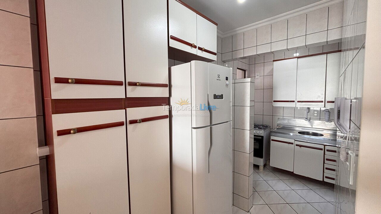 Apartment for vacation rental in Bombinhas (Praia de Bombas)