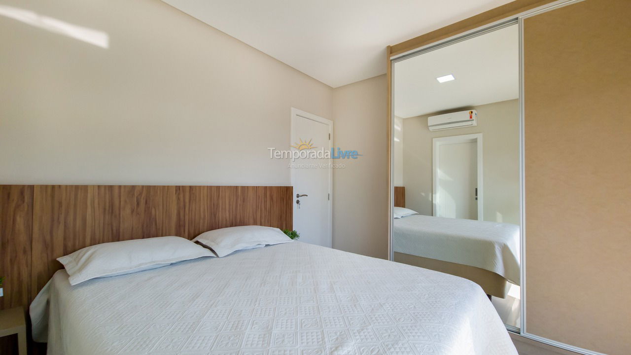 Apartment for vacation rental in Bombinhas (Canto Grande)
