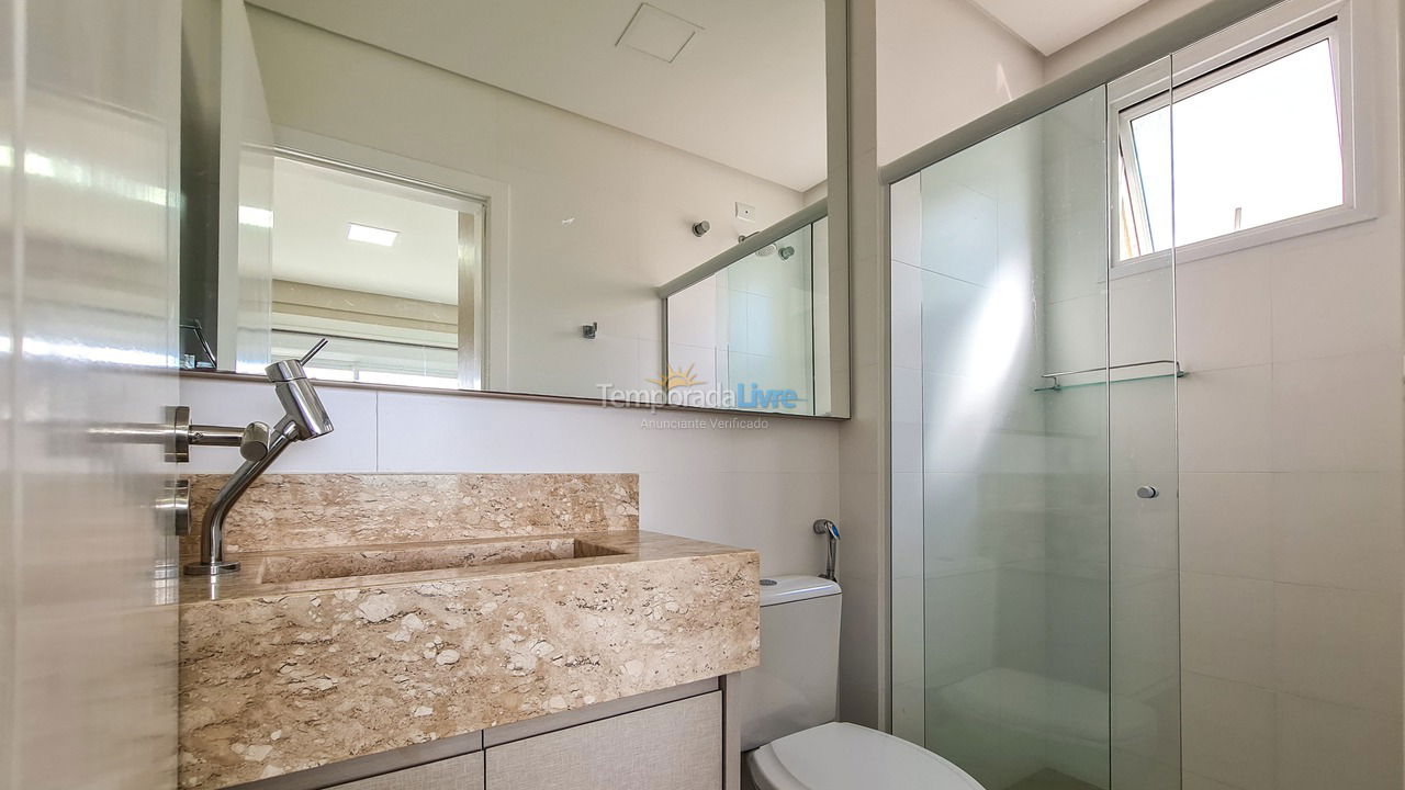 Apartamento para aluguel de temporada em Bombinhas (Canto Grande)