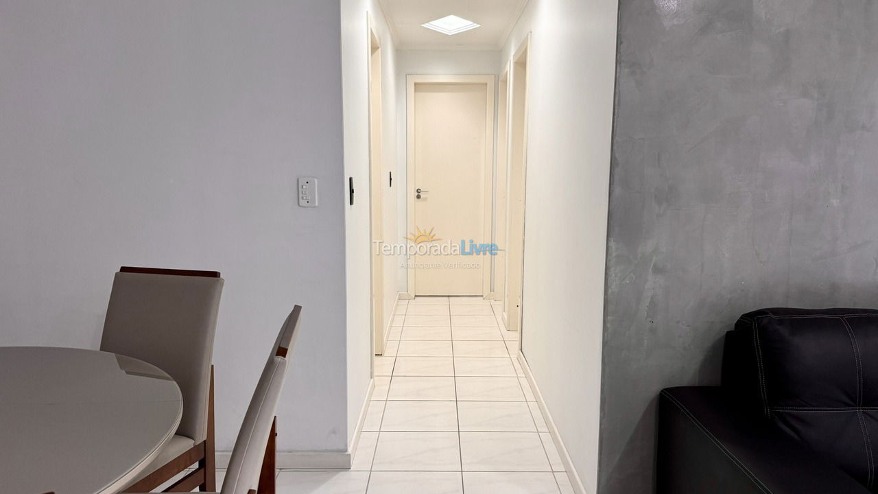Apartamento para aluguel de temporada em Bombinhas (Praia de Bombas)