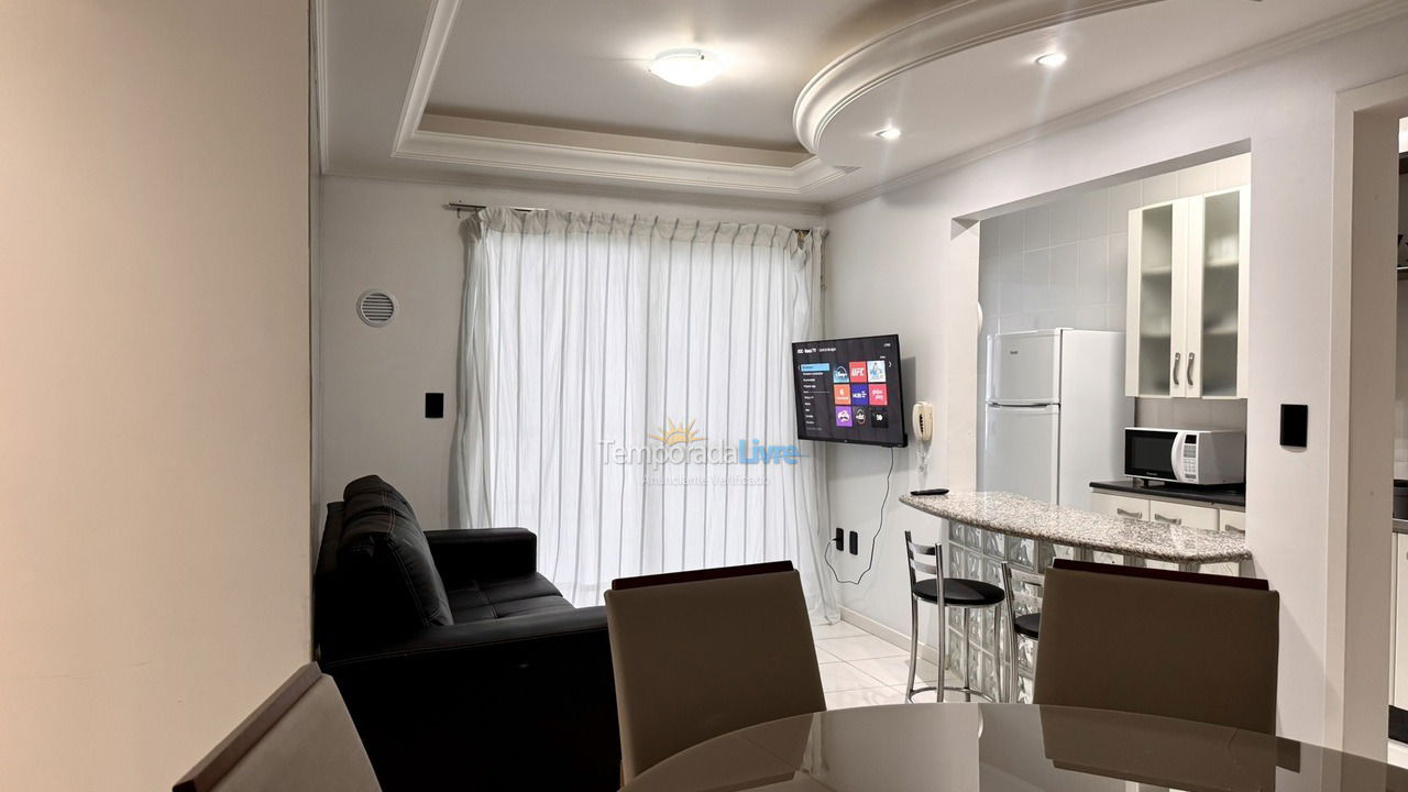Apartamento para aluguel de temporada em Bombinhas (Praia de Bombas)
