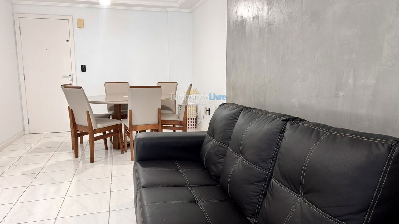 Apartamento para aluguel de temporada em Bombinhas (Praia de Bombas)