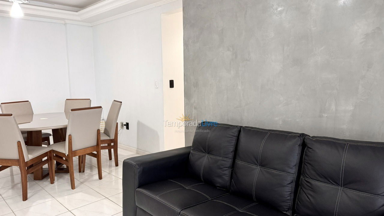 Apartamento para aluguel de temporada em Bombinhas (Praia de Bombas)