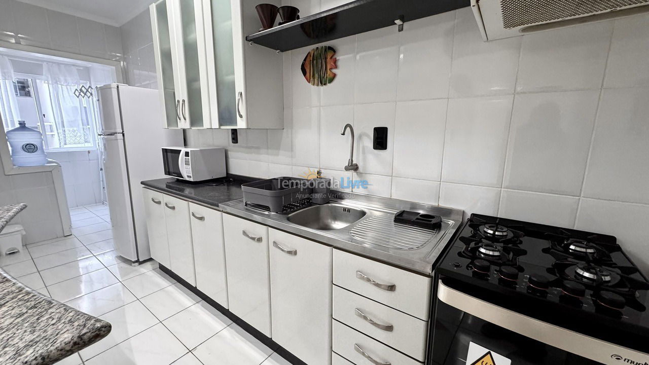 Apartamento para aluguel de temporada em Bombinhas (Praia de Bombas)