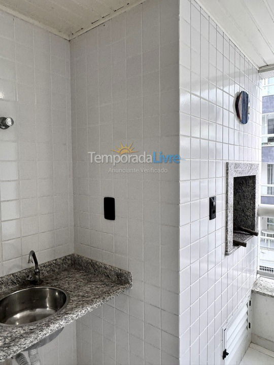 Apartamento para aluguel de temporada em Bombinhas (Praia de Bombas)