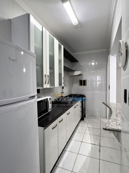 Apartamento para aluguel de temporada em Bombinhas (Praia de Bombas)