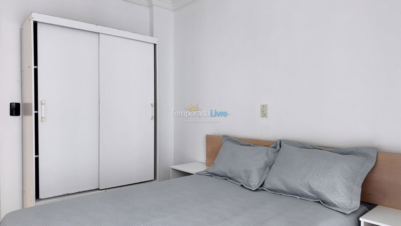 Apartamento para aluguel de temporada em Bombinhas (Praia de Bombas)