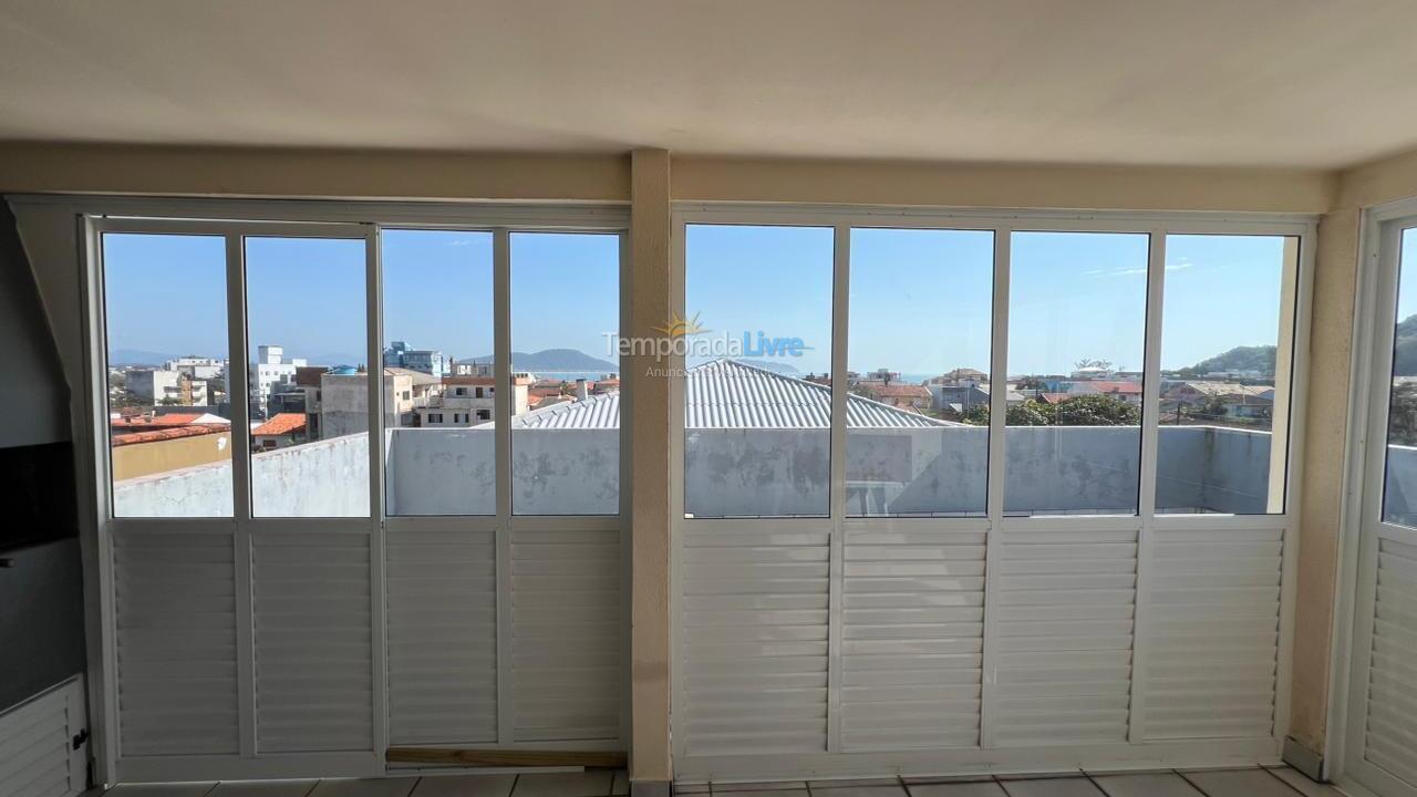 Apartamento para aluguel de temporada em São Francisco do Sul (Enseada)