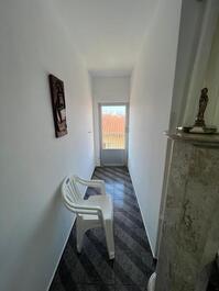 Excelente apto com 1 suite + 1 quarto com AC + 1 quarto com ventilador