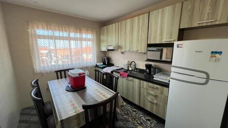 Excelente apto com 1 suite + 1 quarto com AC + 1 quarto com ventilador