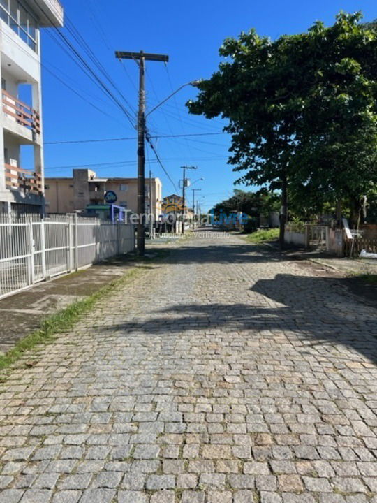 Apartamento para aluguel de temporada em São Francisco do Sul (Enseada)