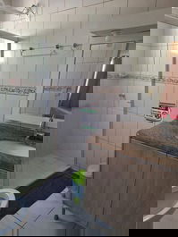Hermosa casa de 3 habitaciones, una de ellas en suite.