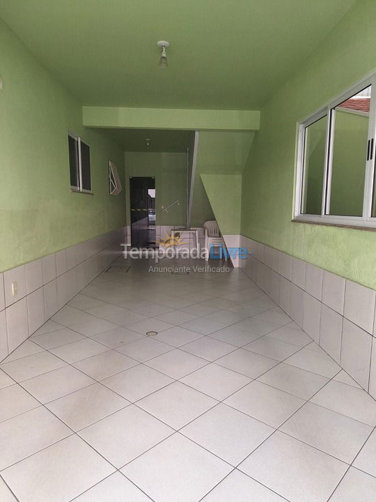 Casa para alquiler de vacaciones em Itapema (Meia Praia)