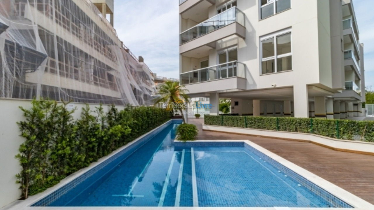 Apartamento para aluguel de temporada em Florianópolis (Jurere Tradicional)