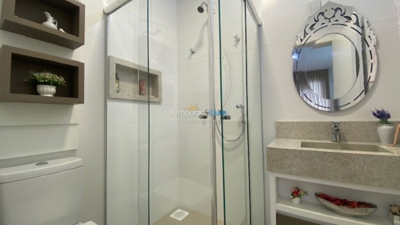 Apartamento para aluguel de temporada em Florianópolis (Jurere Tradicional)
