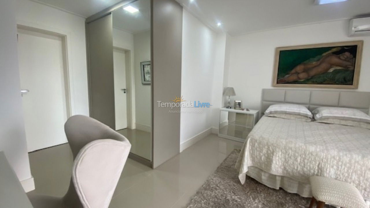 Apartamento para aluguel de temporada em Florianópolis (Jurere Tradicional)