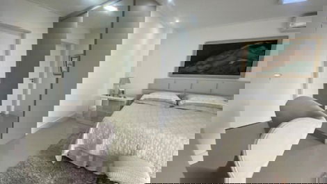Apartamento cobertura Duplex em Jurerê com piscina!