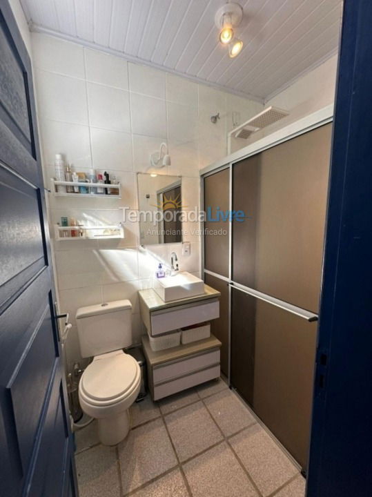 Casa para aluguel de temporada em Florianópolis (Jurere Tradicional)